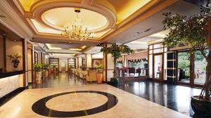 Vstupní hala nebo recepce v ubytování Chakungrao Riverview Hotel