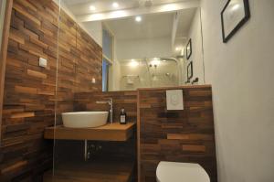 Koupelna v ubytování Apartments Porec + 37 fotografií