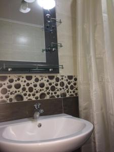 A bathroom at David Palace Hotel Ureki