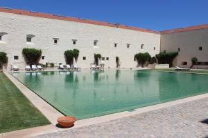 Poolen vid eller i närheten av Convento das Bernardas AZ