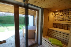 Istumisnurk majutusasutuses Chalets Petry Spa & Relax