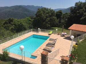 Gallery image of villa calme et detente in Montbolo