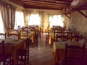 Restauracja lub miejsce do jedzenia w obiekcie APCOSTAS - Complejo Al Andalus