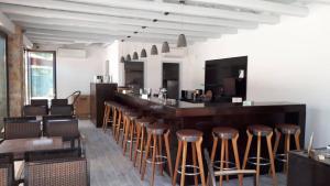Zona de lounge sau bar la Almyra Holiday Village