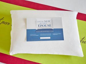 Certifikát, hodnocení, plakát nebo jiný dokument vystavený v ubytování Kyriad Cambrai