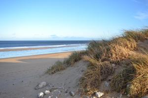 A beach at or near the guesthouse 