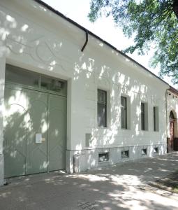 Budova, v ktorej sa apartmán nachádza