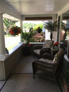 Gallery image of Your Oasis in Niagara Falls Canada in Niagara Falls