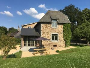 Photo de la galerie de l'établissement Cottage in Ardennes - La Maison aux Moineaux - Fays-Famenne, à Sohier