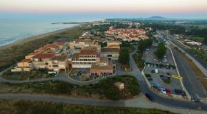 Gallery image of Hotel Les Dunes in Marseillan +42 photos