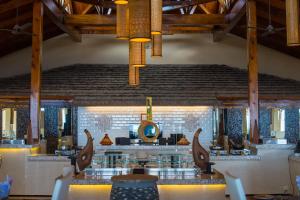 Oaspeți care stau la Coco de Mer Hotel and Black Parrot Suites