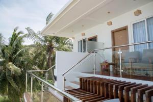 Balcone o terrazza di Reef Edge Thulusdhoo, Maldives