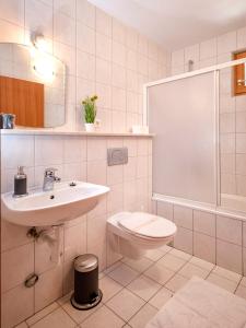 Gallery image of Apartmani Dolac in Ivan Dolac +24 photos