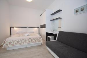 Postel nebo postele na pokoji v ubytování Apartment Anića Kuk