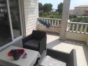 Balkón nebo terasa v ubytování Apartmani Ivka