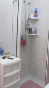 Een badkamer bij Via Valentino mazzola 5