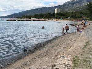 Afbeelding uit fotogalerij van Apartments Paklenica in Starigrad-Paklenica +82 foto's