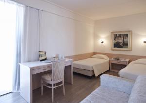 Posezení v ubytování Amarilia Hotel
