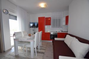 Kuchyň nebo kuchyňský kout v ubytování Apartment Anića Kuk