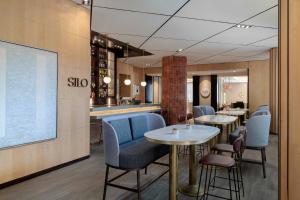 Posezení v ubytování Amora Hotel Jamison Sydney