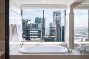 Koupelna v ubytování Amora Hotel Jamison Sydney