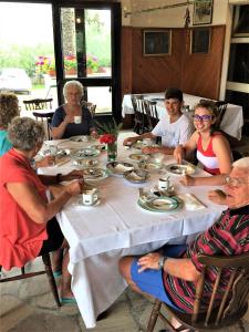 フンタナにあるTRI SRCA apartments & roomsのギャラリーの写真