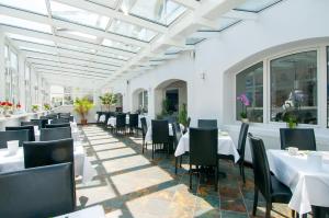 Un restaurant sau alt loc unde se poate mânca la Villa Auszeit Hotel Garni