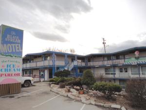 Blue Stream Motel