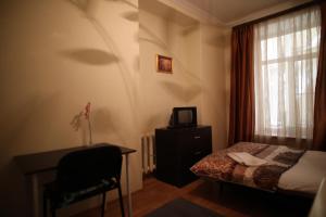 TV a/nebo společenská místnost v ubytování Aleksa na Bolshoy Morskoy