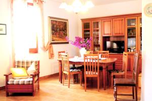 Un lugar para sentarse en casa andreana 27 fotos más