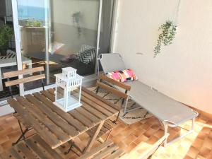 Balkonas arba terasa apgyvendinimo įstaigoje Exceptionnel ! Appartement vue imprenable sur mer.