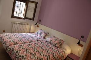Postel nebo postele na pokoji v ubytování Hostal La Ribera del Júcar