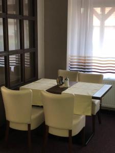 Istumisnurk majutusasutuses Hotel ELMA
