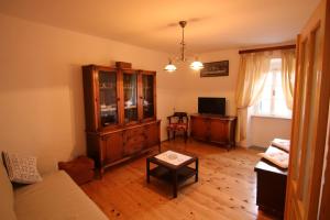 TV a/nebo společenská místnost v ubytování Holiday Home Krista