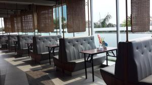 Area soggiorno di Hotel Brothers Solo