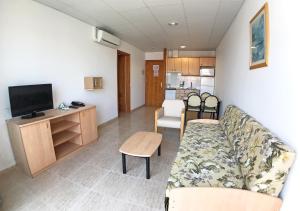 TV a/nebo společenská místnost v ubytování Hotel Port-Bo
