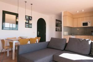 Kuchyň nebo kuchyňský kout v ubytování 2 bedroom apartment close to the center of Begur. Terrace and panoramic sea views (Ref:H41) + 11 fotografií