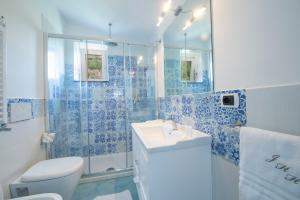 Kúpeľňa v ubytovaní amalfi coast mareblu + 13 fotografií