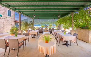 Restaurace v ubytování Hotel Ostrea