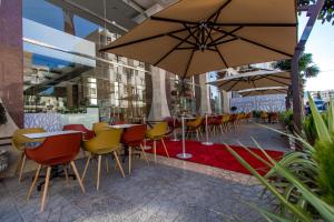 Restaurace v ubytování Zahrat Al Jabal