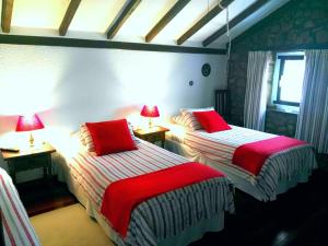 Ein Bett oder Betten in einem Zimmer der Unterkunft Mies de Villa
