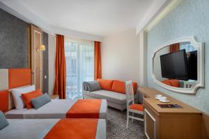 Gallery image of Golden Orange Hotel in Antalya