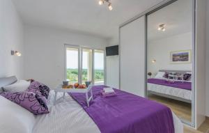 Postel nebo postele na pokoji v ubytování Villa Wonderview + 37 fotografií