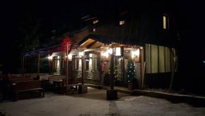 Φωτογραφία από το άλμπουμ του Mountain house Campari στο Μαύροβο