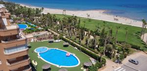 Apartamentos Danesp-Playa de les Amplaries Marina Dor- Frontales al Marの鳥瞰図