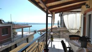 Balkón alebo terasa v ubytovaní Port View Apartment