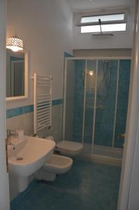 Phòng tắm tại Turistcasa - b&b Casa d'amare