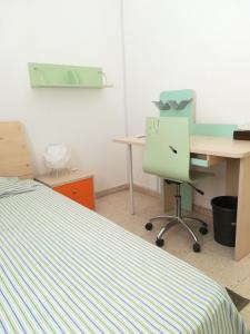 Ein Bett oder Betten in einem Zimmer der Unterkunft Sevi's Place, 3 Bedroom Flat, 110 s.m