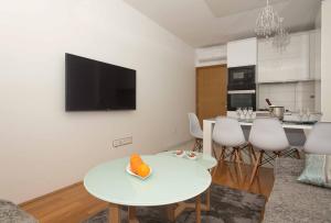 Kuchyň nebo kuchyňský kout v ubytování Apartman Ramljak