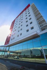 O edifício em que o hotel se localiza